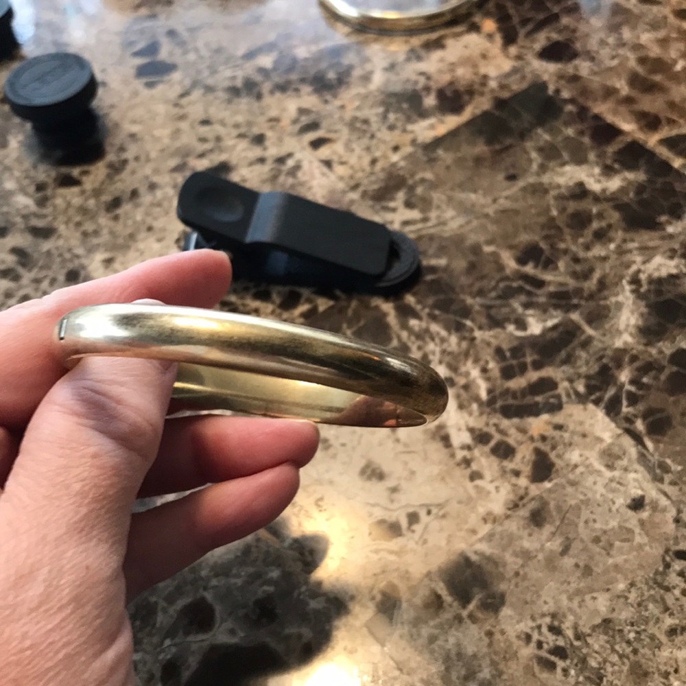 Antique gold plated bangle bracelet - Picture 4 of 8